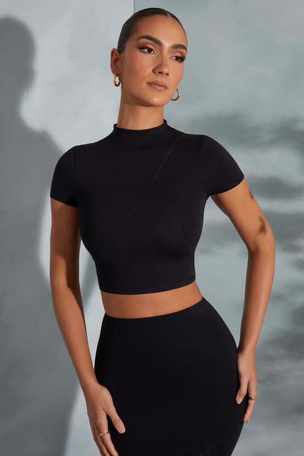 Oh Polly Irie Contrast Stitch Turtleneck Crop Top N80H590 Black