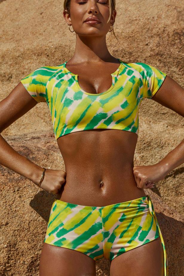 Oh Polly Yasawa Cap Sleeves Swim Top N80H908 Green Print